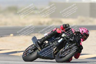 media/Jan-15-2026-Racers Edge (Thu) [[dfebeb70ab]]/2-A Group/Session 3 (Turn 16)/